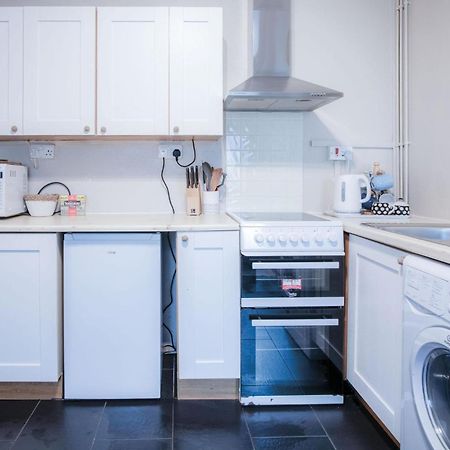 Primrose - 1 Bedroom Cottage - Llanteg Crunwear Esterno foto