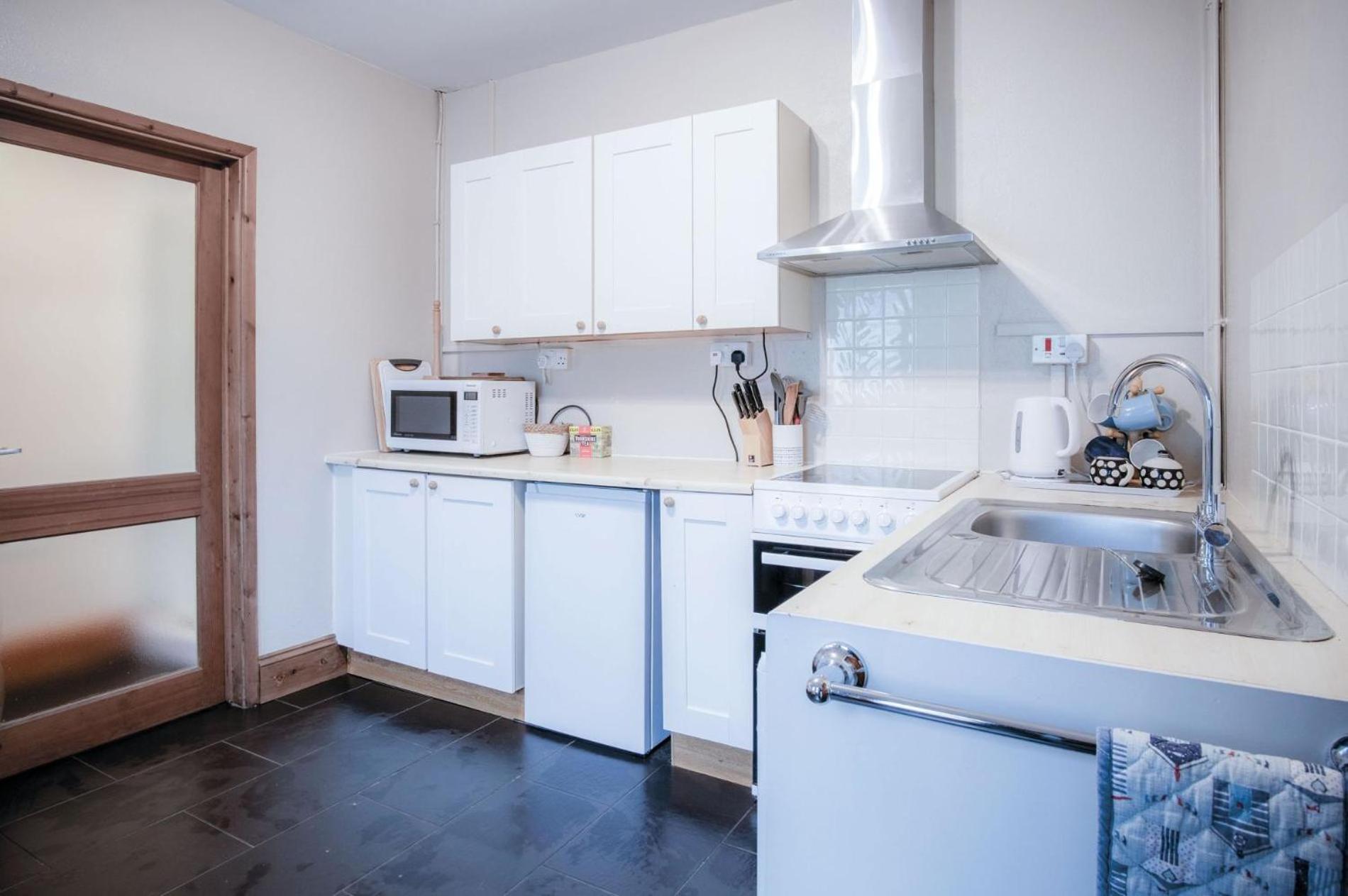 Primrose - 1 Bedroom Cottage - Llanteg Crunwear Esterno foto