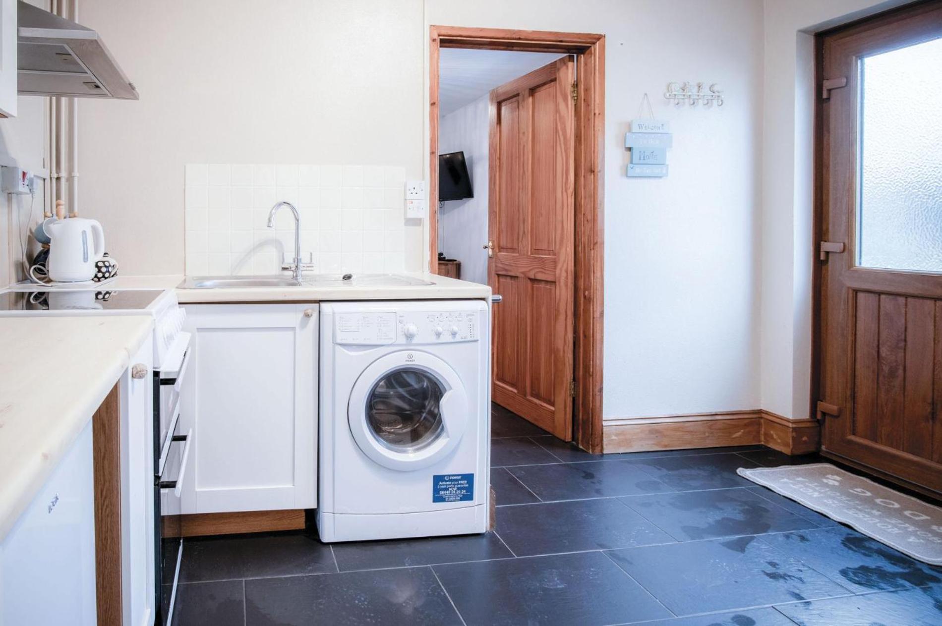 Primrose - 1 Bedroom Cottage - Llanteg Crunwear Esterno foto